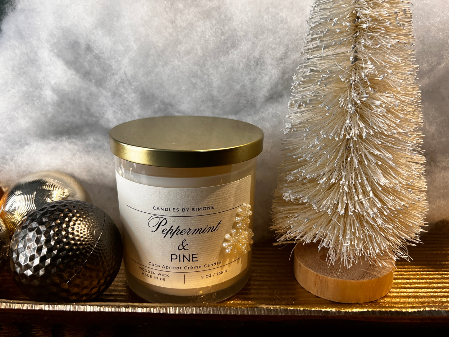 9oz Peppermint & Pine Wooden Wick Candle